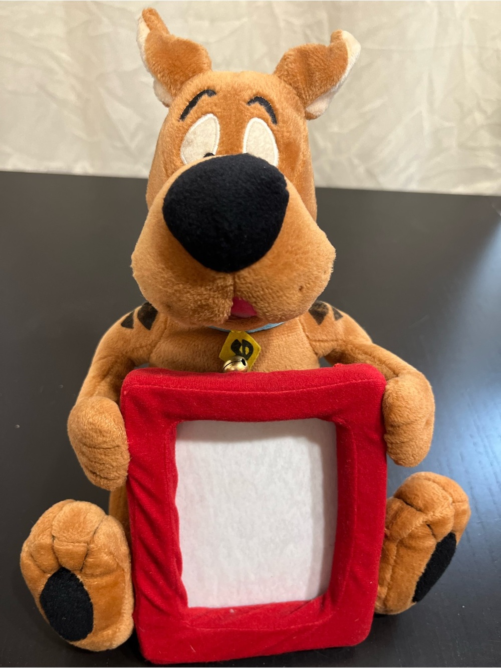 Vintage Scooby Doo Plush Toy 1999 Warner Bros Studio Store Red Picture Frame
